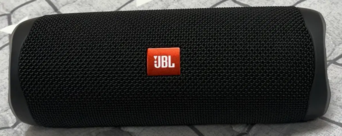 JBL 블루투스 스피커 Flip 5 블랙 팝니다