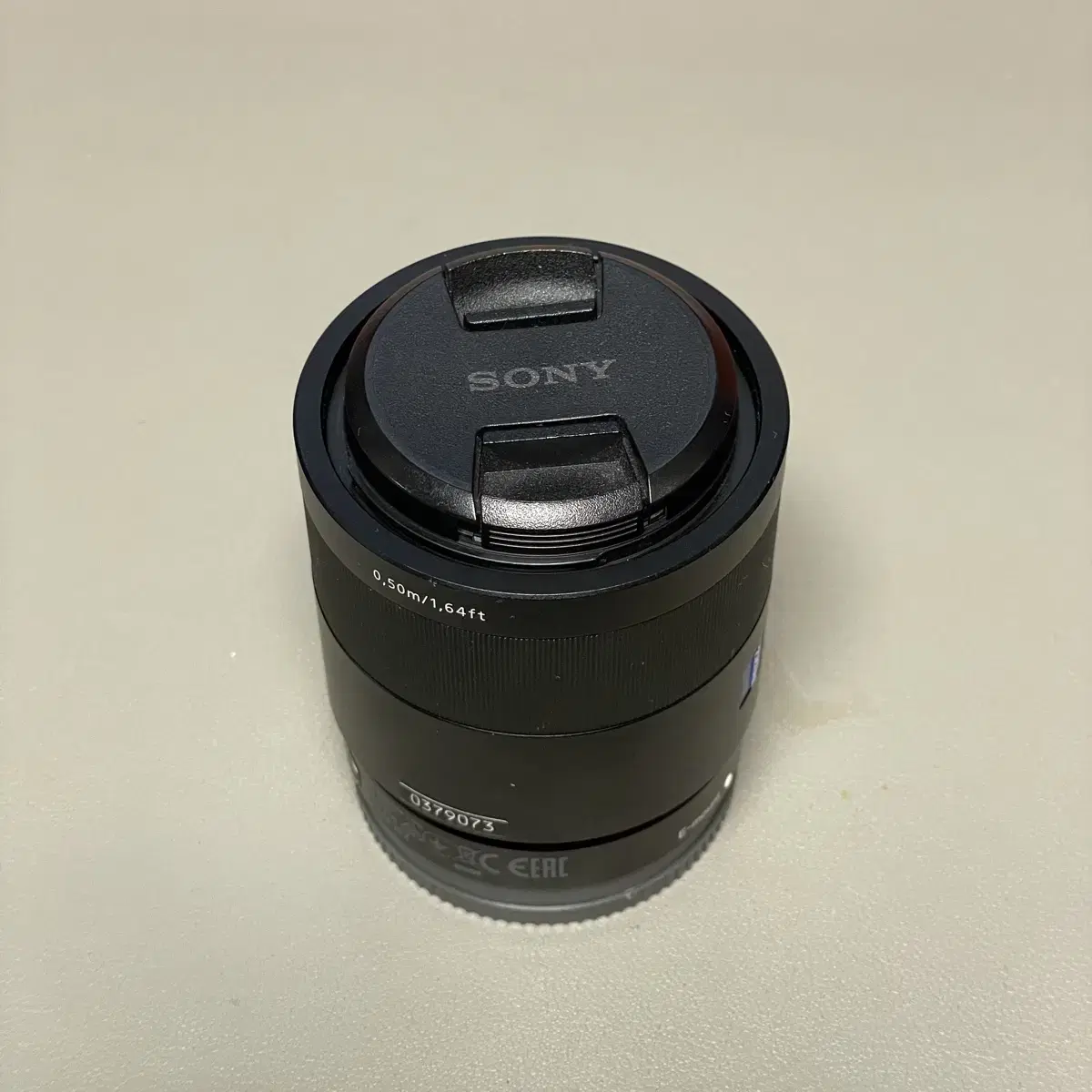 소니 55mm F1.8 ZA 자이즈