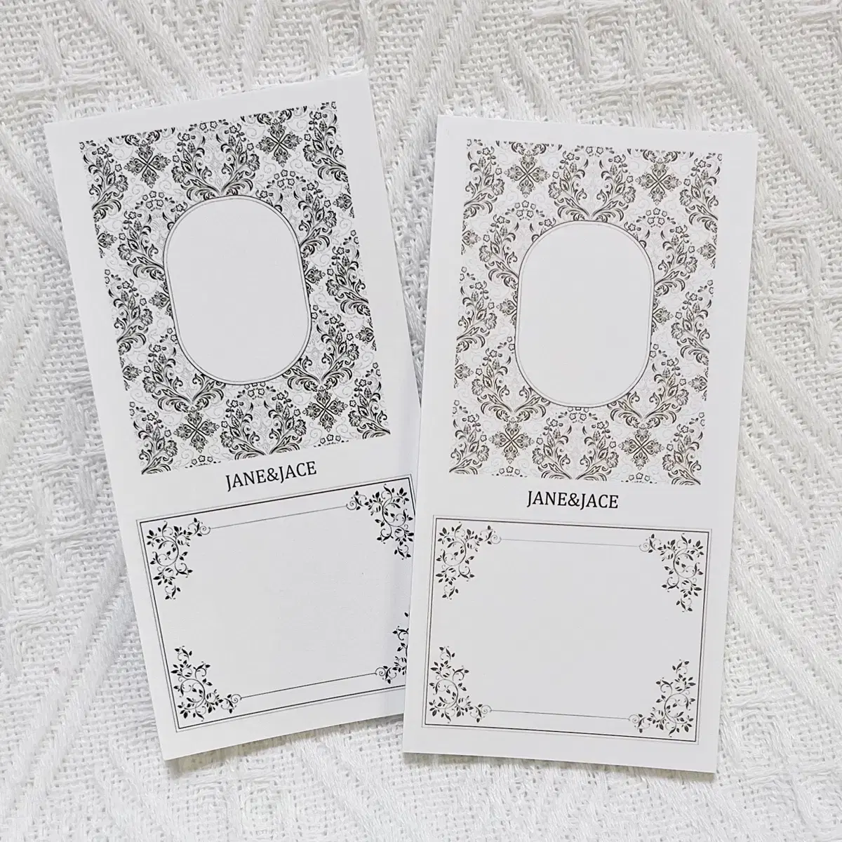 [Jane & Jay's] 2 Leaf Decorative Frames