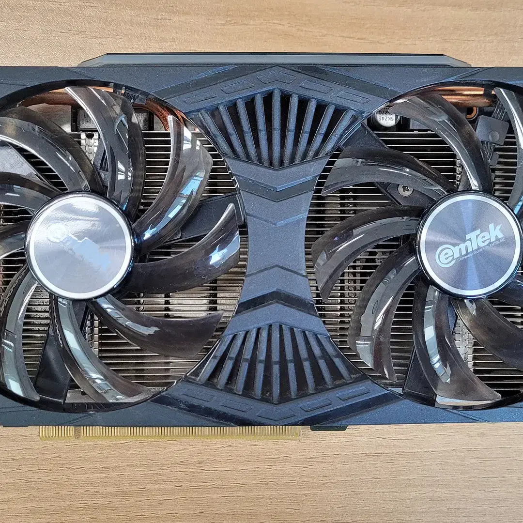 이엠텍 지포스 RTX 2070 STORM X Dual D6 8GB