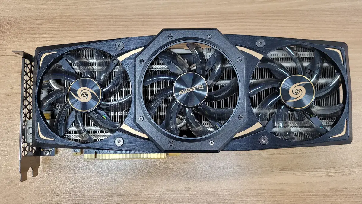 리드텍 WinFast 지포스 RTX2080Ti HURRICANE 11GB