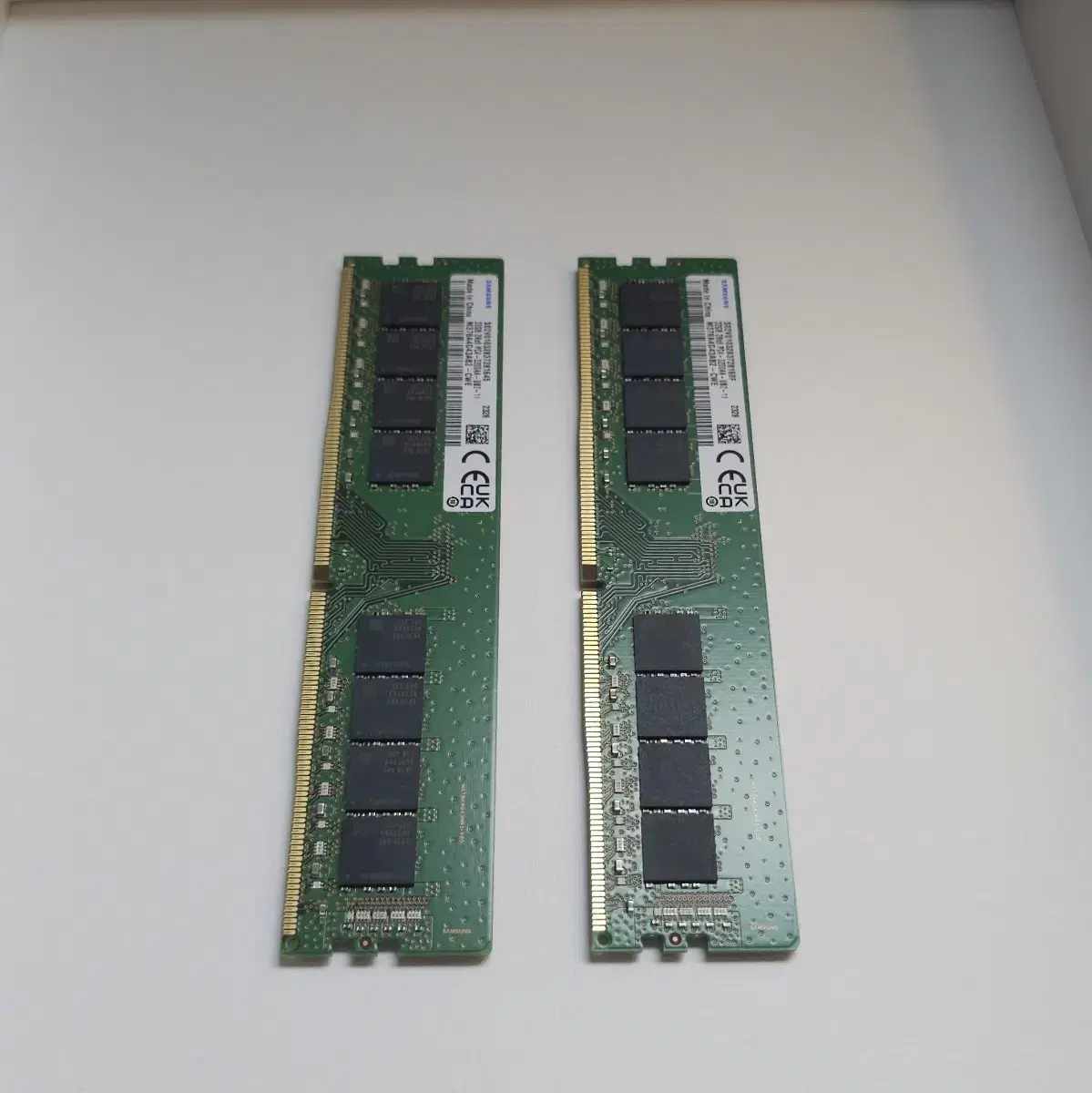 2x 32GB DDR4 RAM from Samsung in bulk