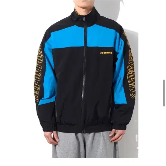 큐티에잇 MH Retro Track Jacket M