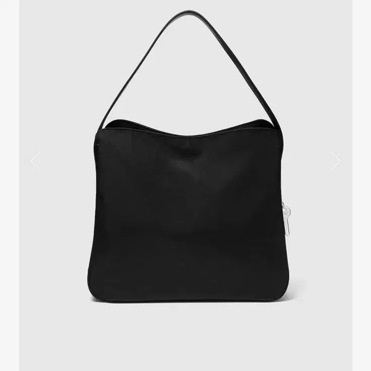 얼바닉30 호보백 urbanic30 Hobo Bag