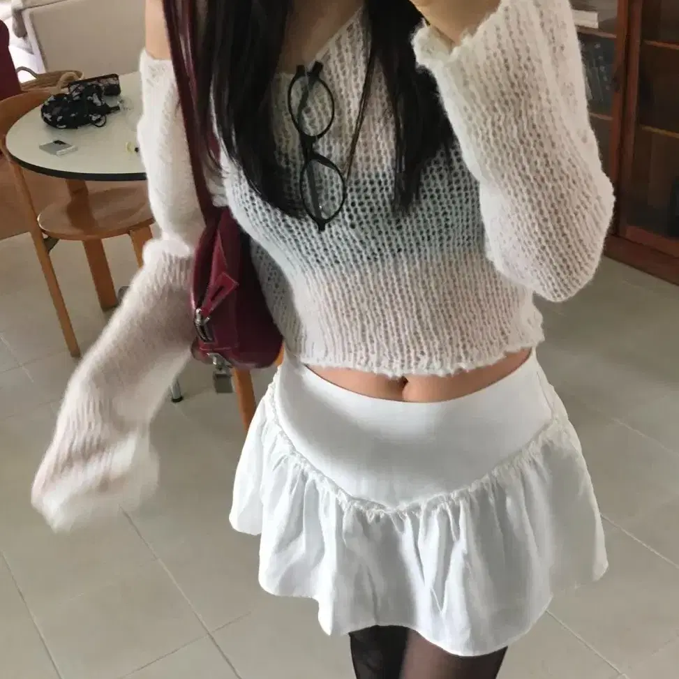 아워캐비넷 row frill mini skirt (공홈 품절)