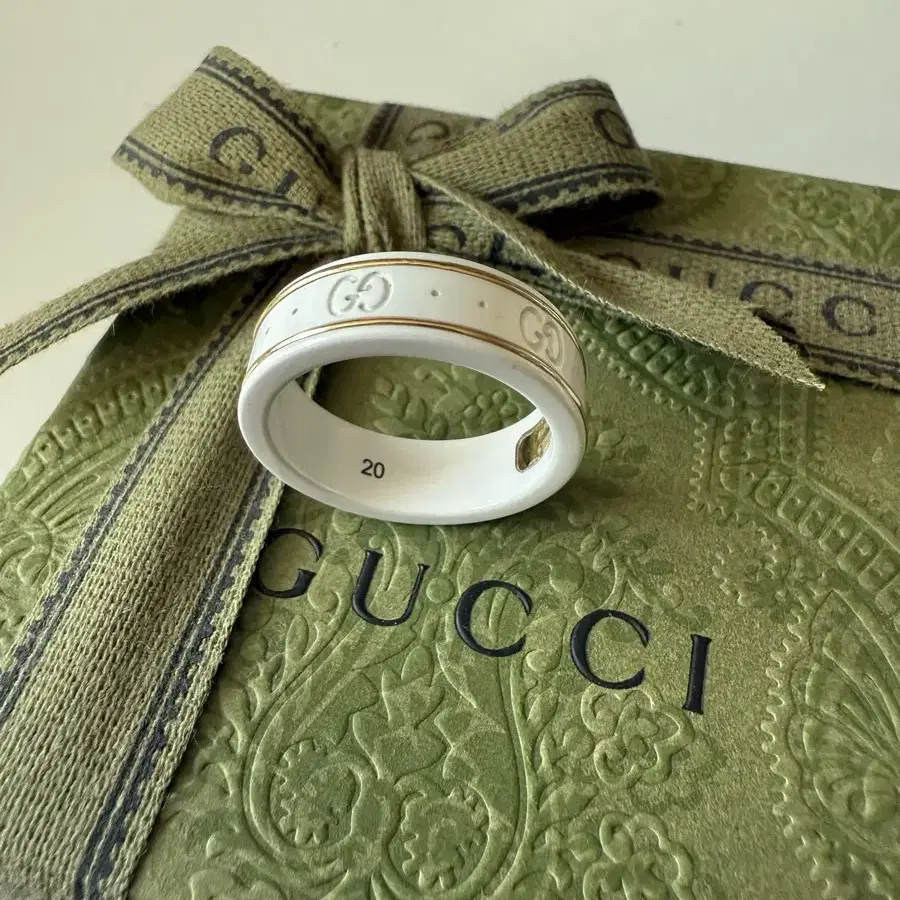 구찌 GUCCI 아이코닉 반지 18k