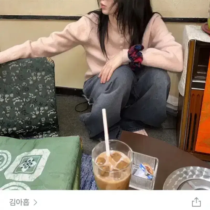 김아홉 피치 버튼 하이넥 가디건 새상품