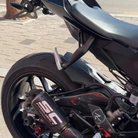 yzf-R1 풀카본 튜닝