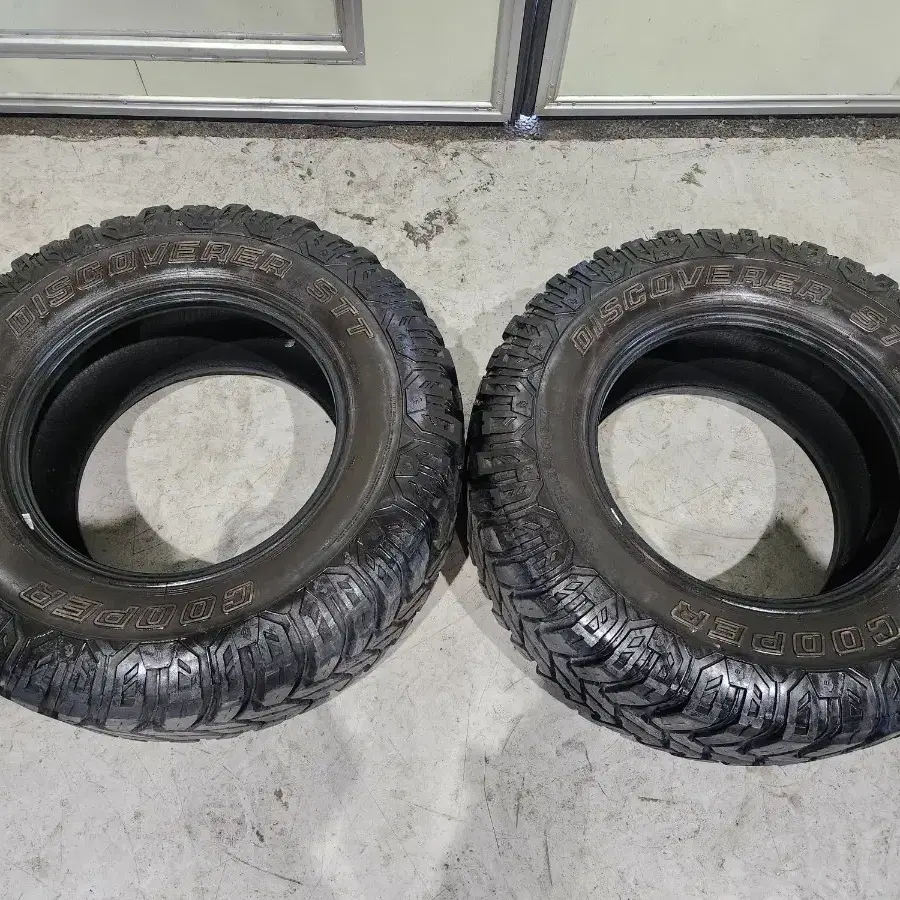 쿠퍼타이어 STT 35x12.50R18 타이어판매.