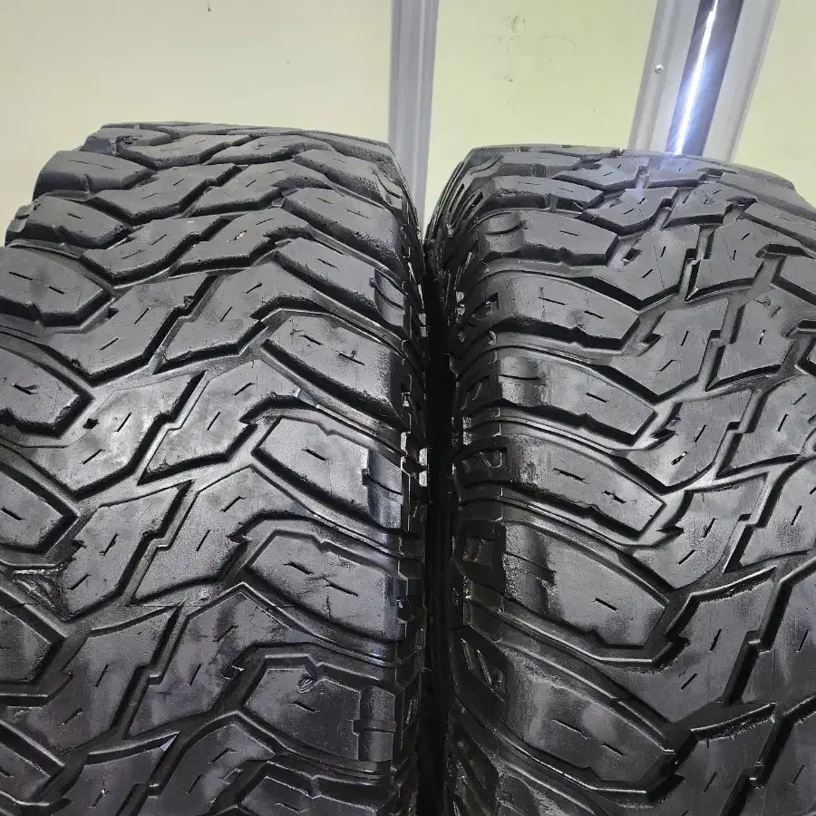 쿠퍼타이어 STT 35x12.50R18 타이어판매.