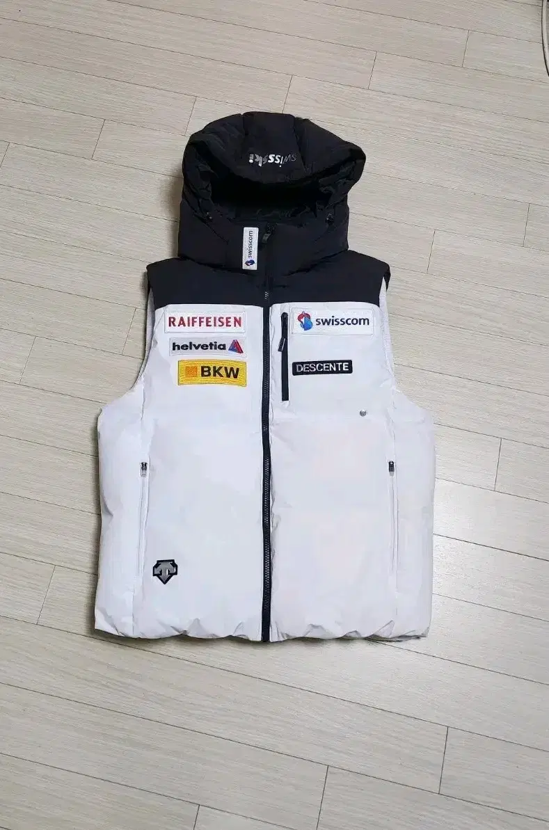 DeSantre Replica Swarski Team Audi Padded Vest