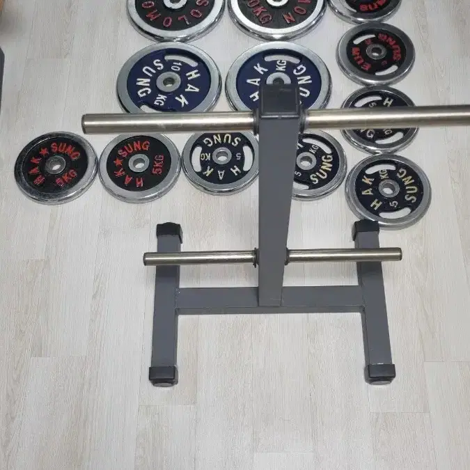 원판 80kg+거치대+바벨봉 2개 팝니다