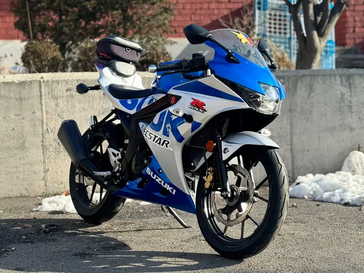 gsxr125 21년식 2만키로/ 투채널블박 / 스페셜카울 저렴히 판매