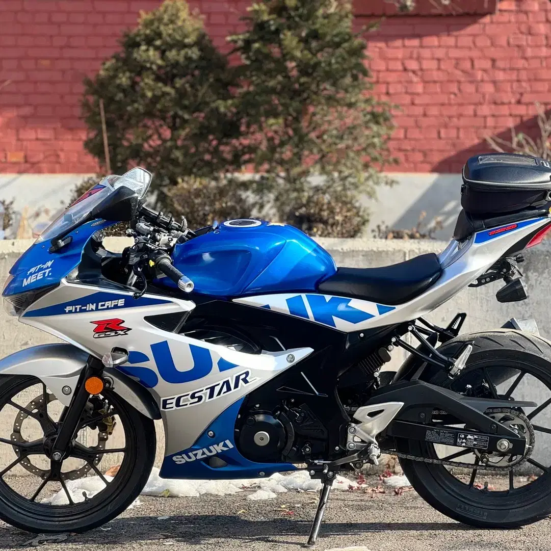 gsxr125 21년식 2만키로/ 투채널블박 / 스페셜카울 저렴히 판매