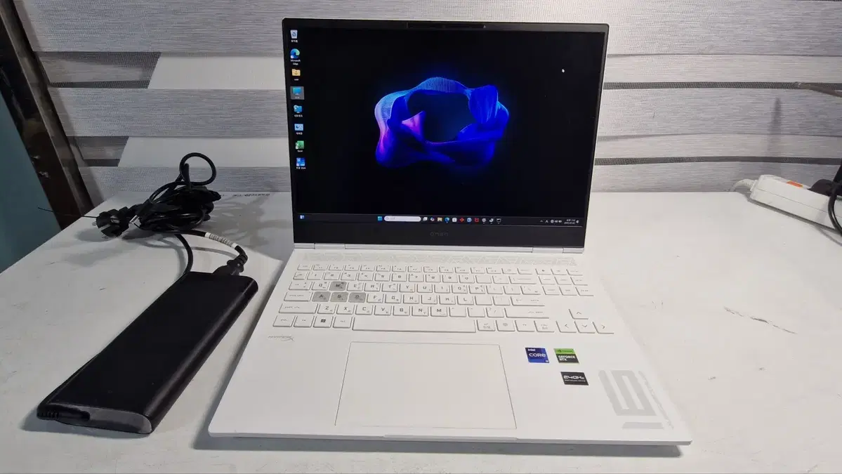 HP 오멘 I9-14900HX RTX4060 하이엔드 게이밍노트북