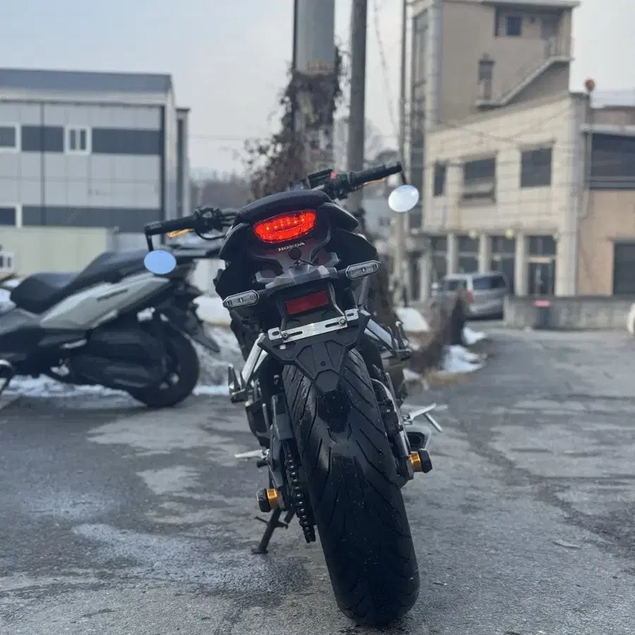 특가! cb650r 19년식 2만7천키로 전국 최저가 판매!