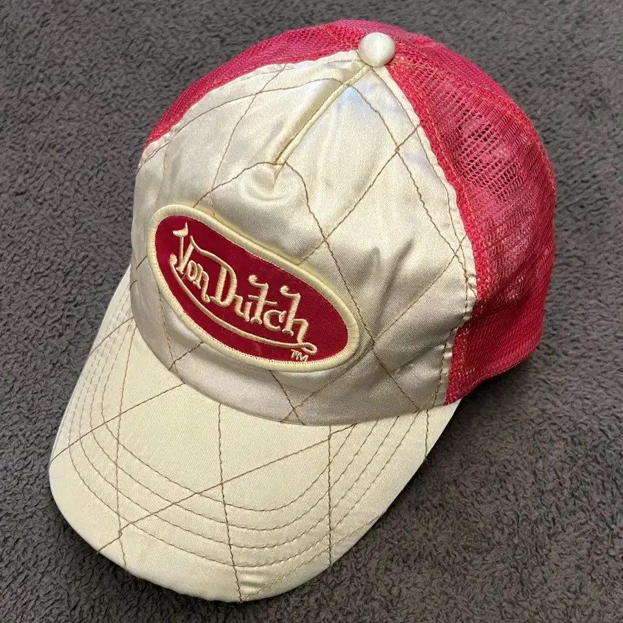 본더치(Von Dutch) 아이보리핑크 매쉬 트리커캡