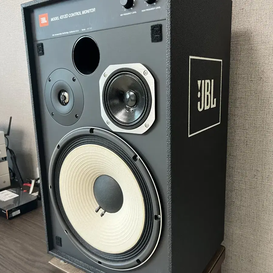 JBL 4312D 스피커