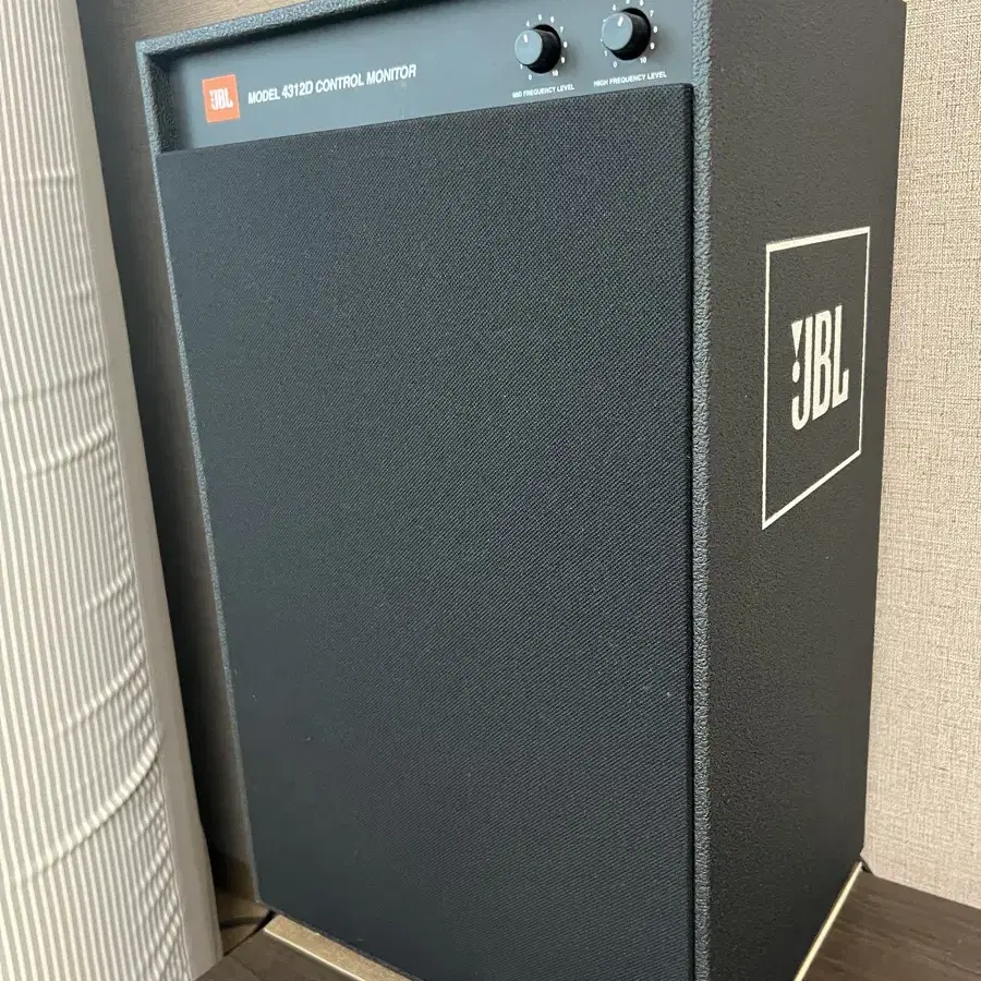 JBL 4312D 스피커