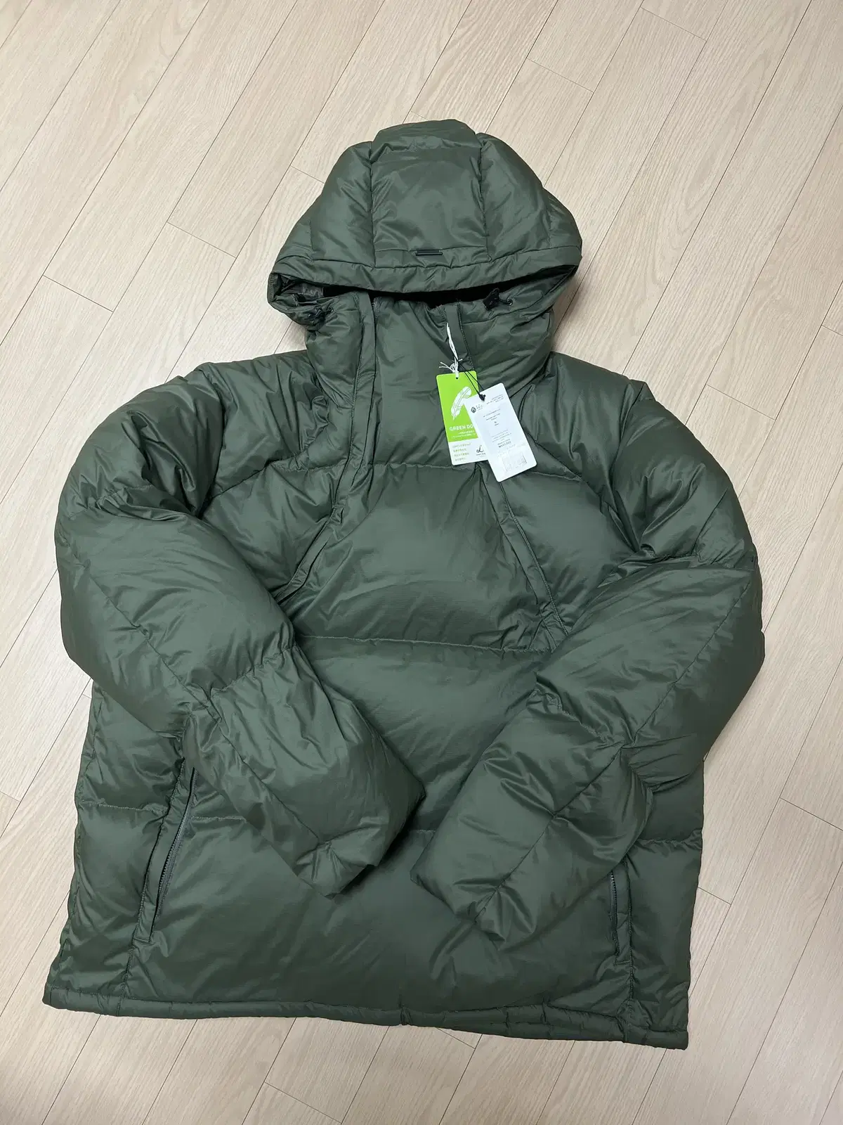 Snow Peak Japan Down Pullover Size XL (Olive)