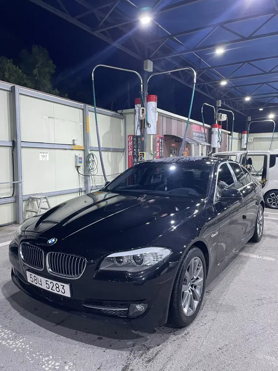 11년 17만 완무 bmw 528i (실키식스) 판매합니다