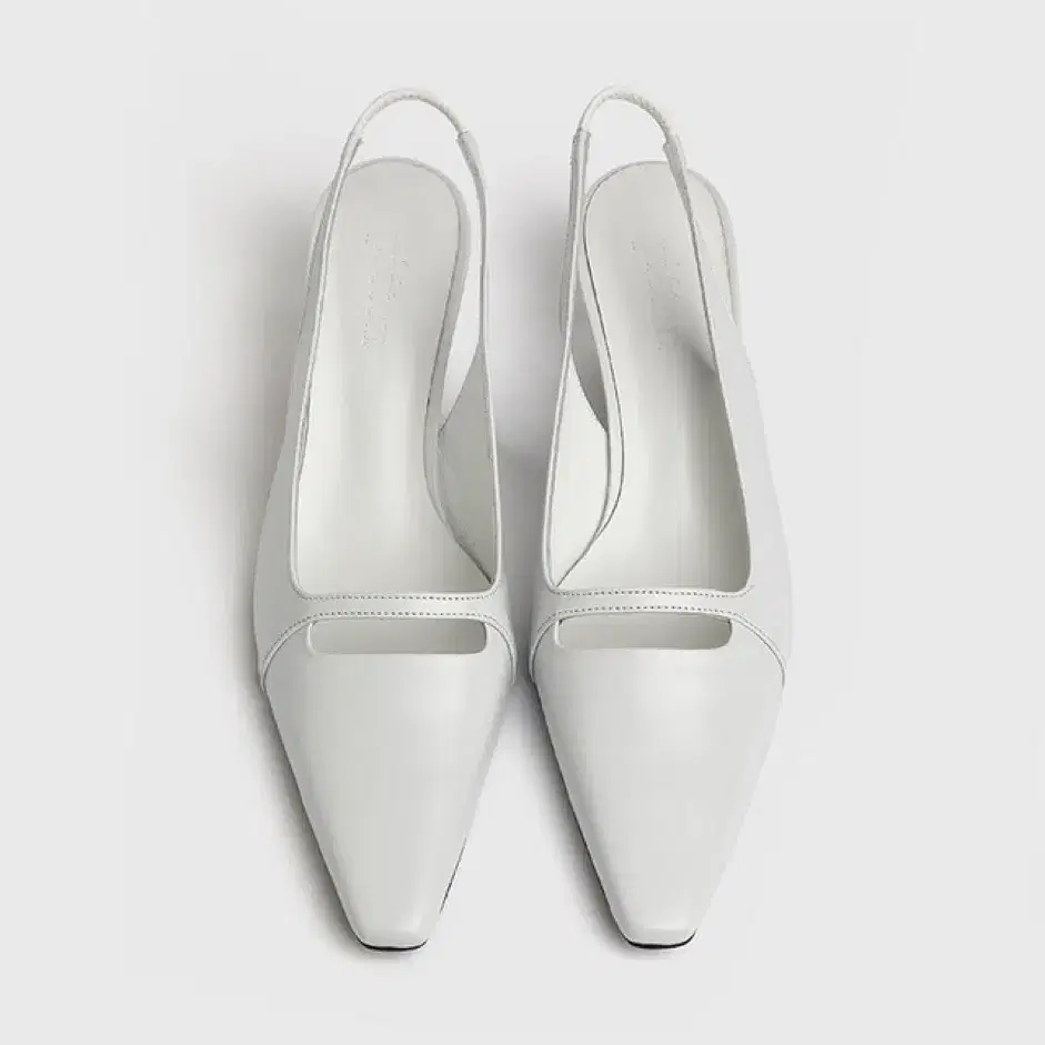 피에톤 pieton CARA sling-back pumps_white