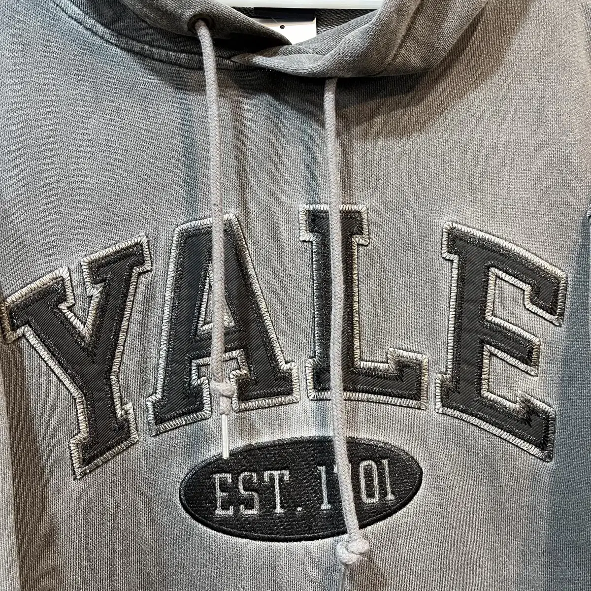 [L] YALE 예일 피그먼트 후드티