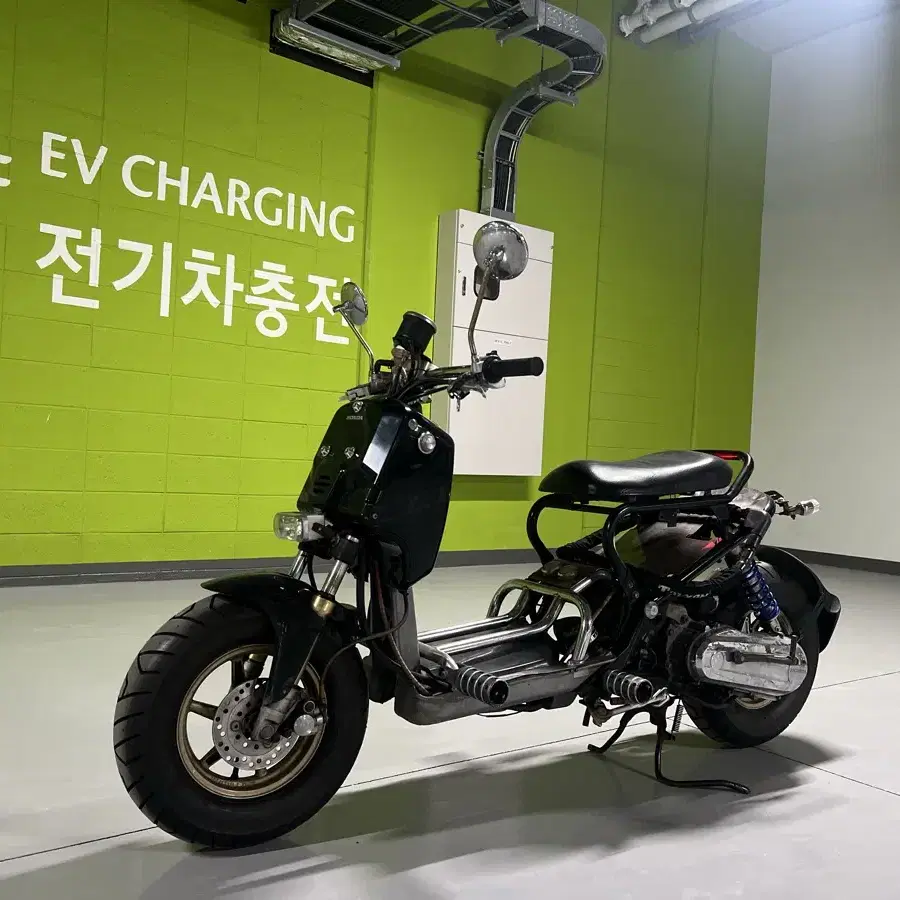 혼다 줌머 50CC 튜닝 커스텀