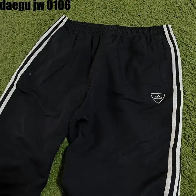 L ADIDAS PANTS 아디다스 바지