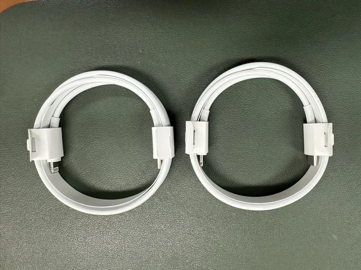 [Unused]Apple Original Charging Lightning Cable C TO 8 for sale