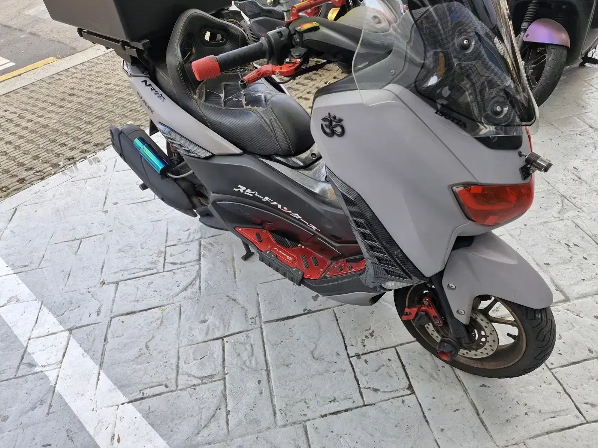 NMAX125