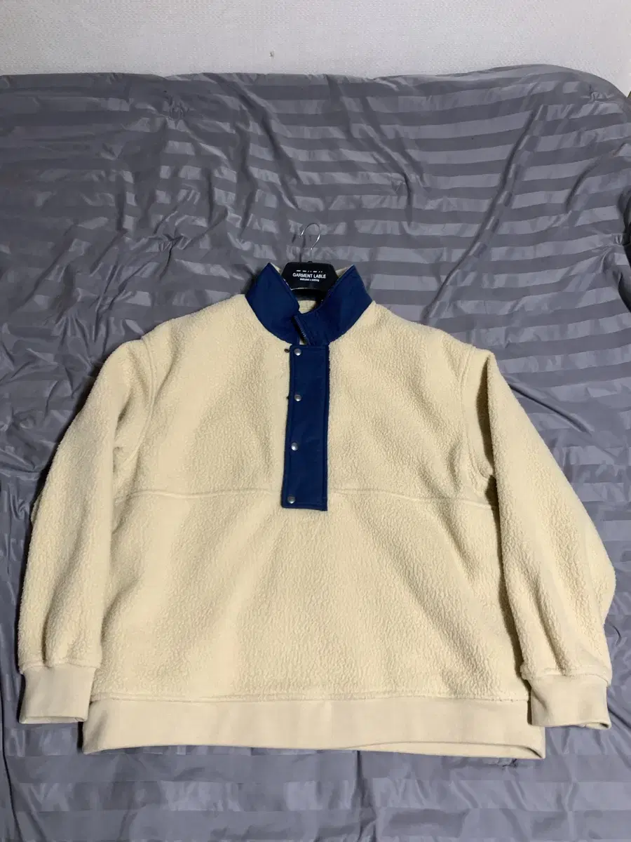 카키스 camper pullover