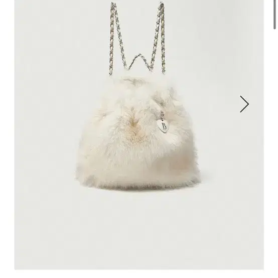 더바넷 퍼 백팩 thebarnnet ivory fur backpack