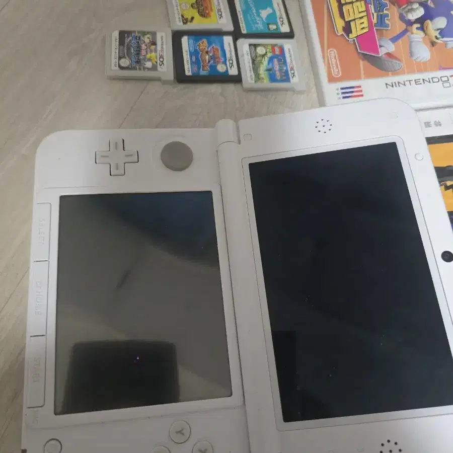 닌텐도 3ds xl + 칩 25개