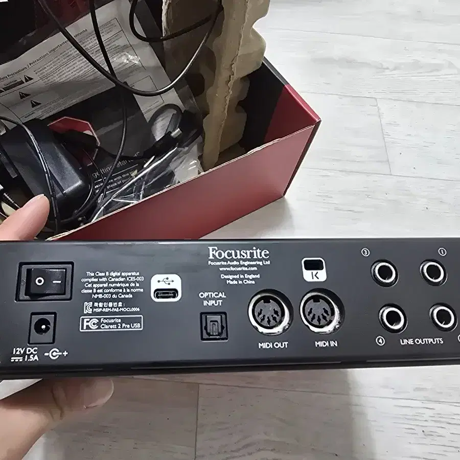 포커스라이트 클라렛 2Pre (Focusrite Clarett) 오인페