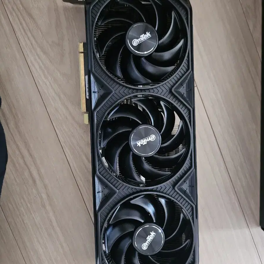 (서울)이엠택 4070ti super 16기가 블랙스톰팝니다