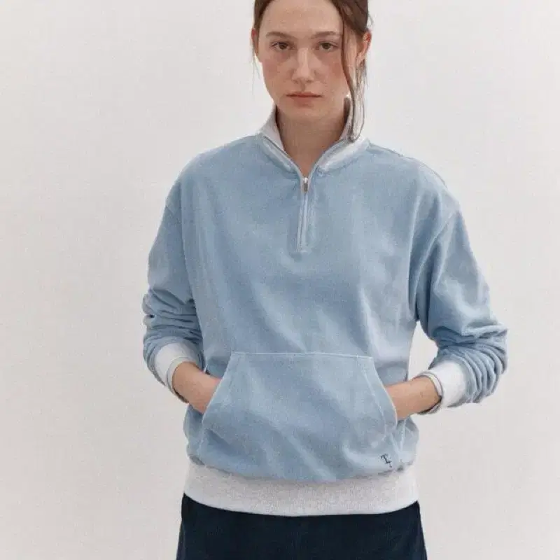 [새상품] 타낫 velour half zip up top 하프 집업