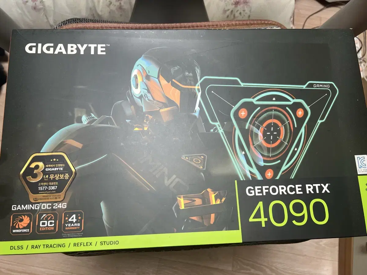 기가바이트 rtx4090 gaming oc 팝니다