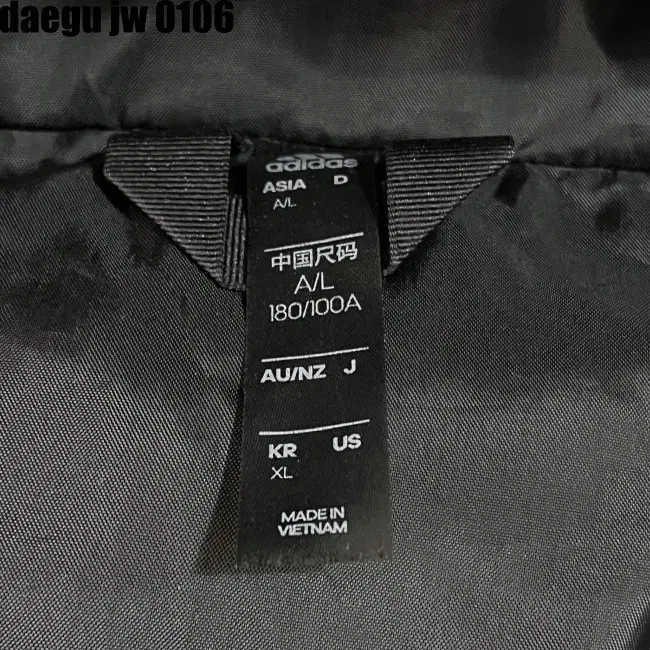 XL ADIDAS JUMPER 아디다스 패딩 점퍼