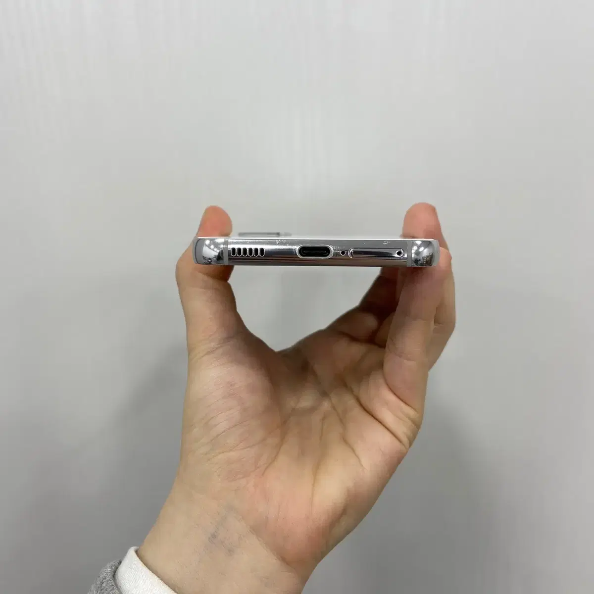 갤럭시S22 화이트 256GB A급 부산 중고폰 팝니다 97680