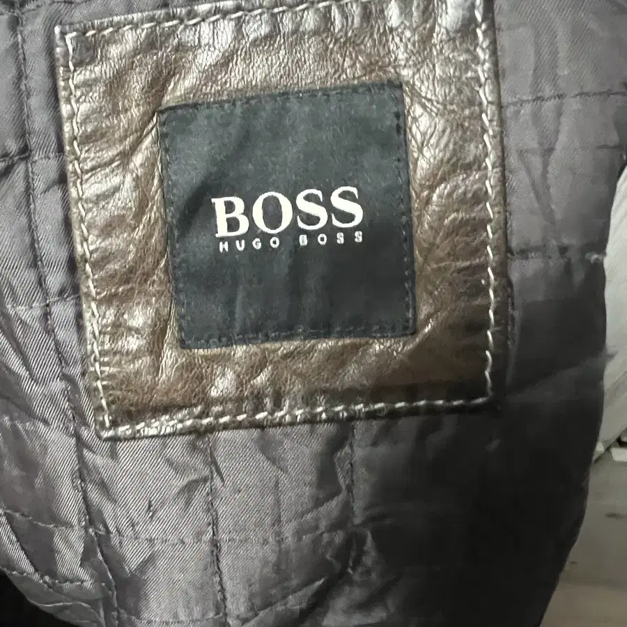 BOSS 휴고보스 가죽자켓 L-XL