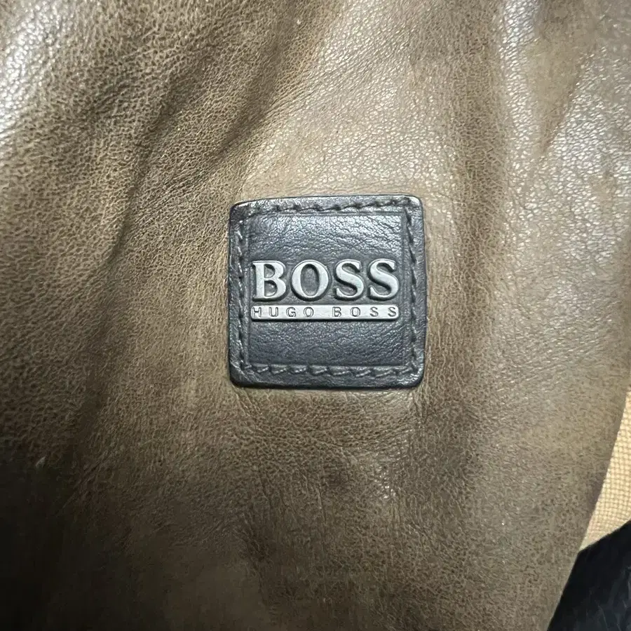 BOSS 휴고보스 가죽자켓 L-XL