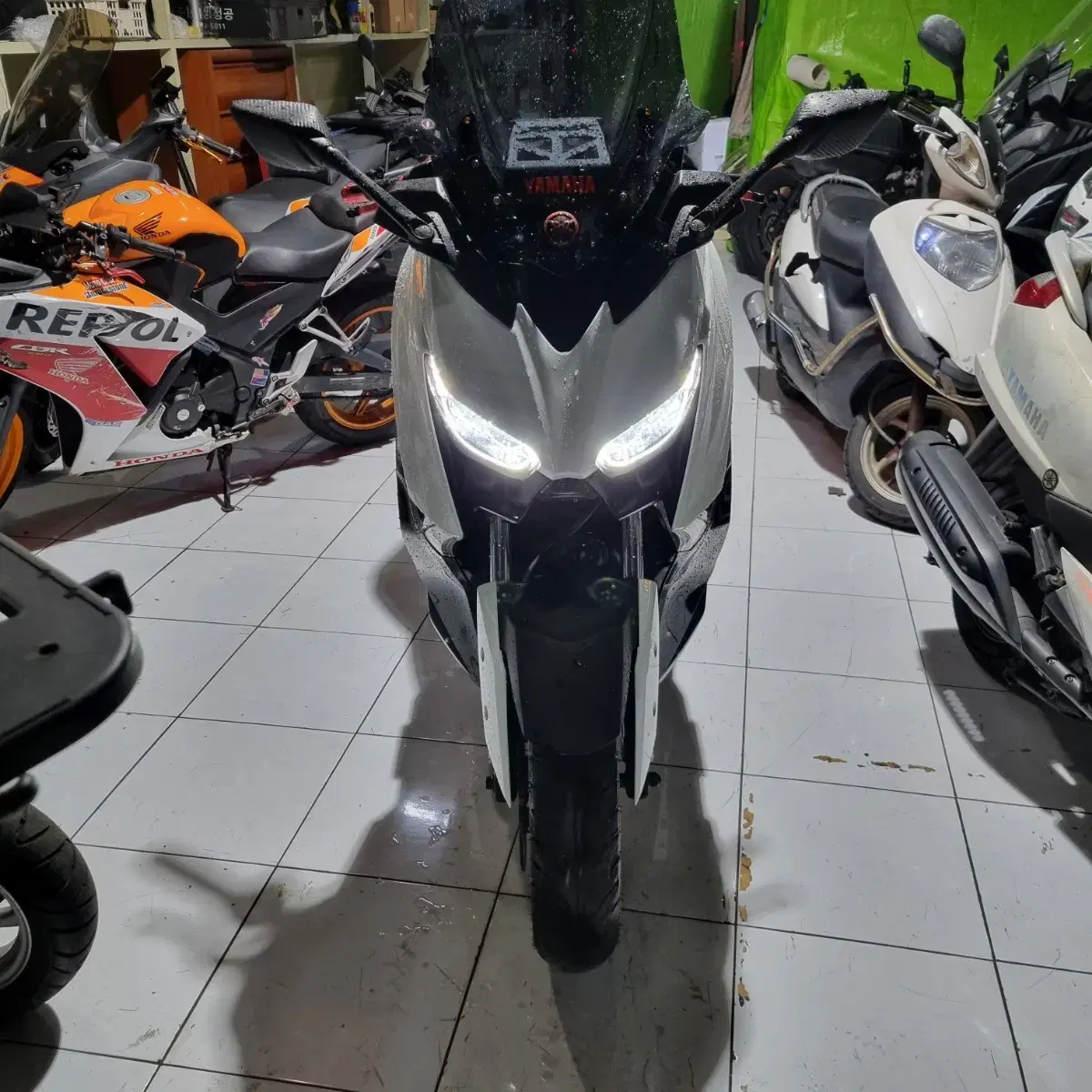 20년식 xmax300cc 부산경남창원울산거제 중고 오토바이 빅스쿠터