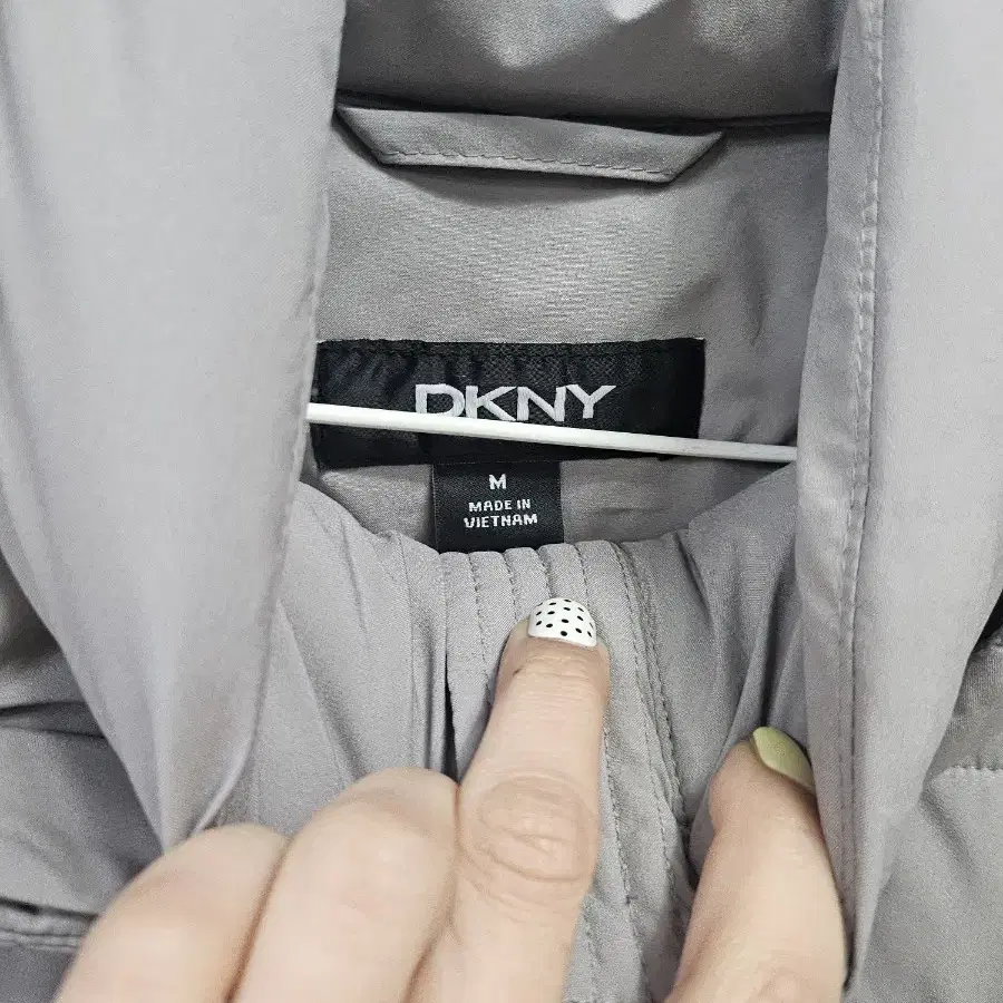 DKNY 패딩 M