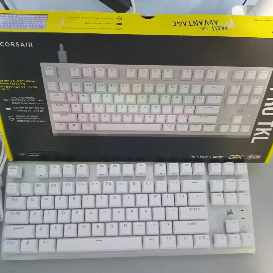 커세어 K60 PRO TKL OPX 게이밍키보드 화이트 영문키