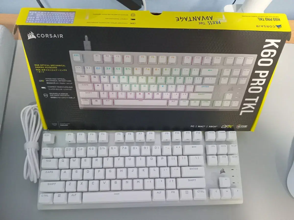 커세어 K60 PRO TKL OPX 게이밍키보드 화이트 영문키