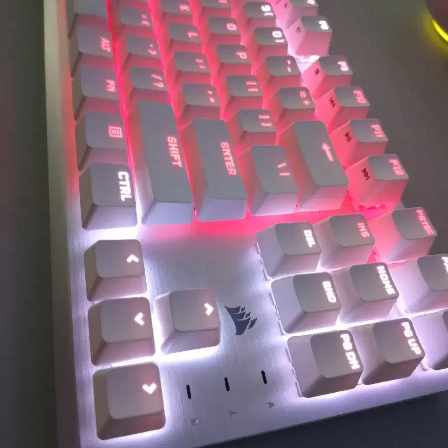 커세어 K60 PRO TKL OPX 게이밍키보드 화이트 영문키