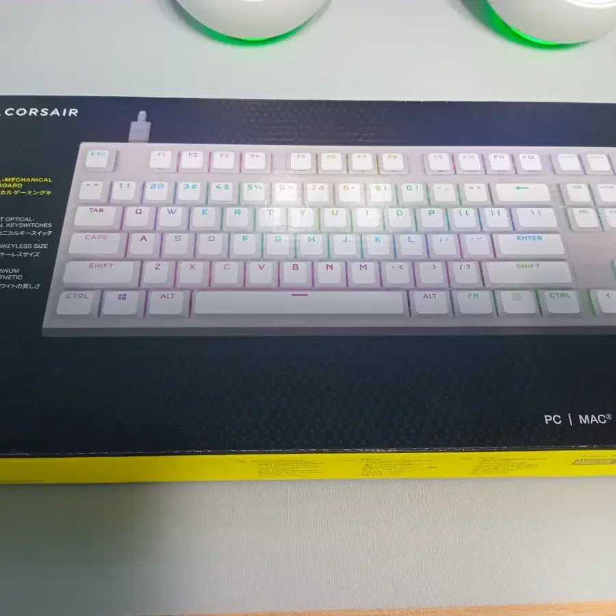 커세어 K60 PRO TKL OPX 게이밍키보드 화이트 영문키