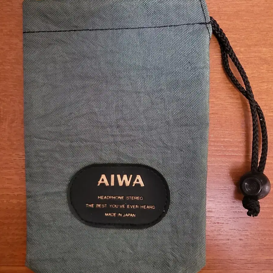 AIWA 워크맨 정품 파우치