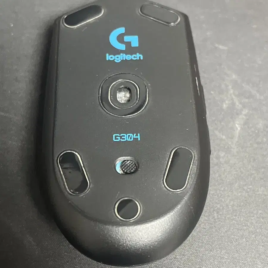 G304